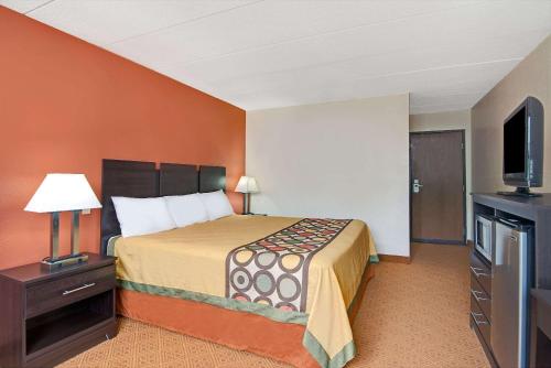 Super 8 by Wyndham Stamford/New York City Area in Stamford, USA