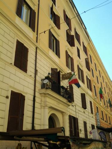 Hotel Touring - image 4