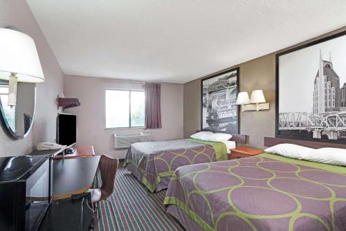 Super 8 by Wyndham Nashville/ Dntn/ Opryland Area in Nashville, USA