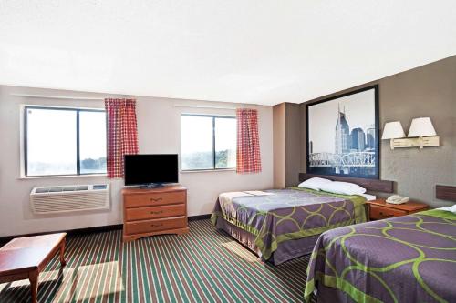 Super 8 by Wyndham Nashville/ Dntn/ Opryland Area - image 5