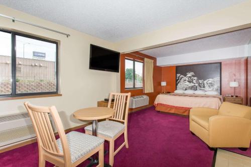 Super 8 by Wyndham Chadron NE