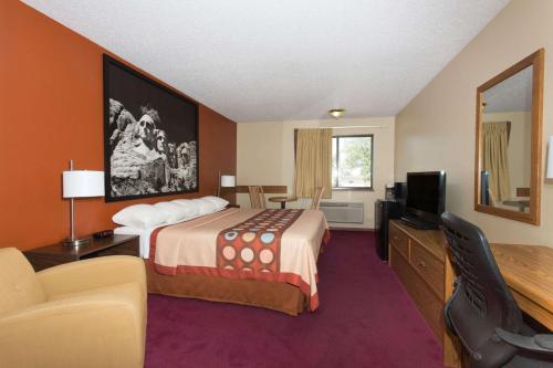 Super 8 by Wyndham Chadron NE