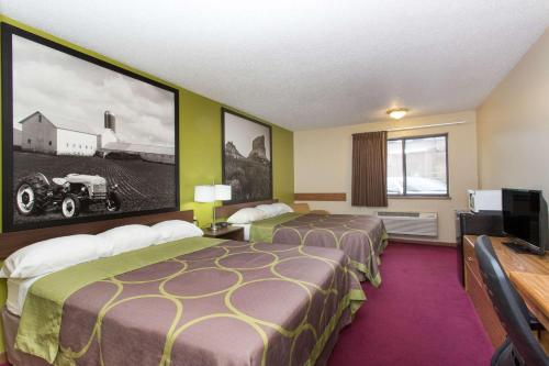 Super 8 by Wyndham Chadron NE