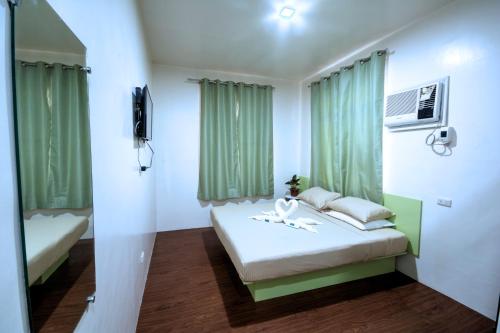 Sulit Budget Hotel near Dgte Airport Citimall