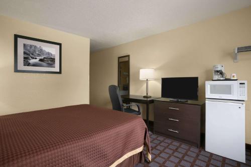 Super 8 by Wyndham Saginaw in Saginaw, USA