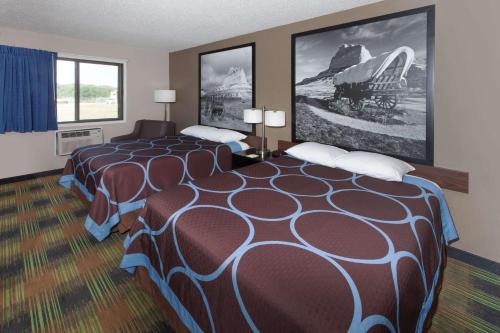 基奥卡克速8酒店