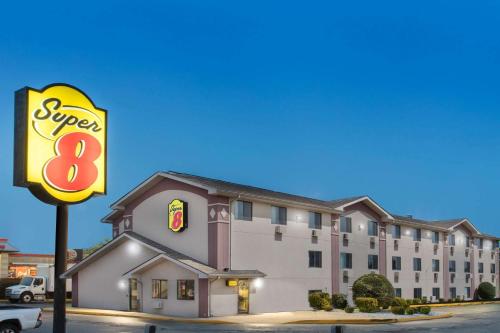 Photo - Super 8 by Wyndham Aberdeen MD