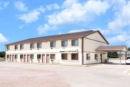 Exterior view, Super 8 By Wyndham Winner Sd in Winner (SD)