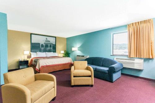 Super 8 by Wyndham Bath Hammondsport Area - image 3