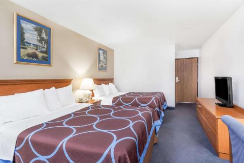 Super 8 by Wyndham Montgomery Maybrook in Montgomery, USA