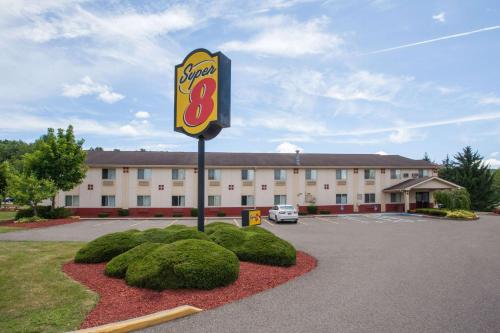 Super 8 by Wyndham Sidney NY - Hotel - Sidney