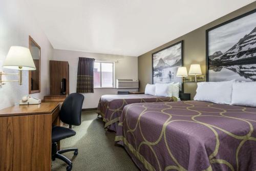 Super 8 by Wyndham Missoula/Reserve St. image 11