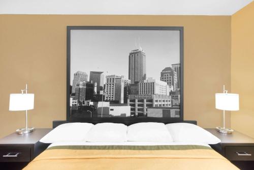 Super 8 by Wyndham Terre Haute - image 9