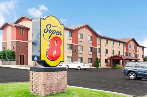 Accommodation in Romeoville
