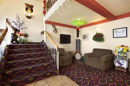 Super 8 by Wyndham Las Vegas - image 4