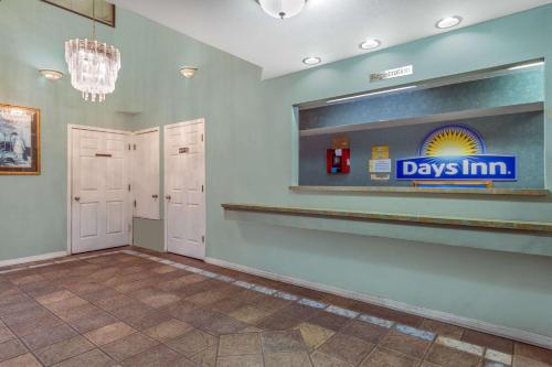 Days Inn Windcrest by Wyndham San Antonio in San Antonio, USA