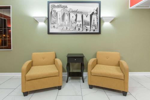 Super 8 by Wyndham Dothan in Dothan, USA