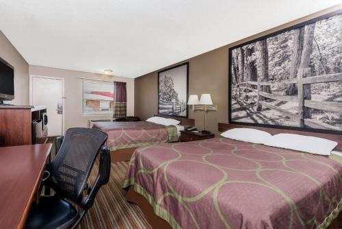Super 8 by Wyndham Chattanooga Ooltewah in Ooltewah, USA
