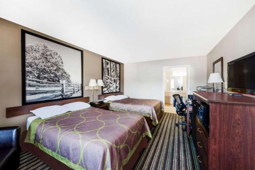 Super 8 by Wyndham Chattanooga Ooltewah in Ooltewah, USA