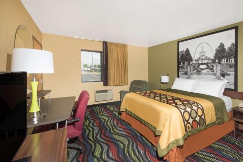 Super 8 by Wyndham Farmington