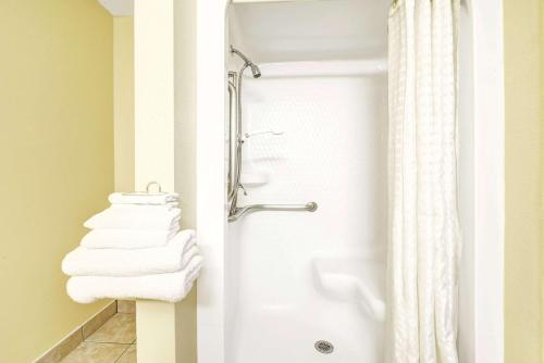Super 8 by Wyndham McKinney/Plano Area, McKinney (zdjęcie 6)