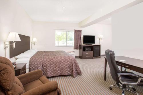 Super 8 by Wyndham Cedar Falls in Cedar Falls, USA