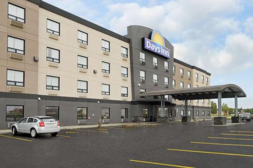 Days Inn by Wyndham Regina Airport West