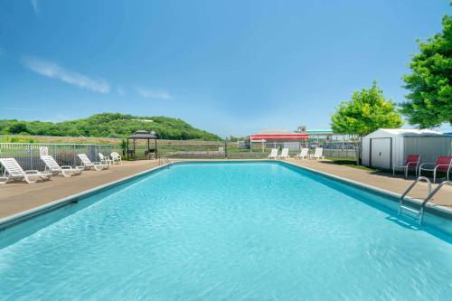 Days Inn by Wyndham Cave City in Cave City, USA