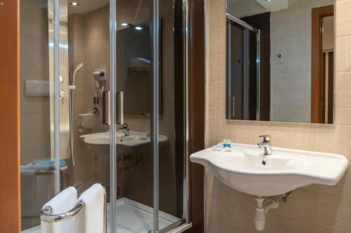 Hotel Continental - image 9
