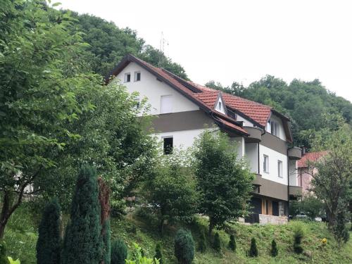 Pansion Neretva, Konjic