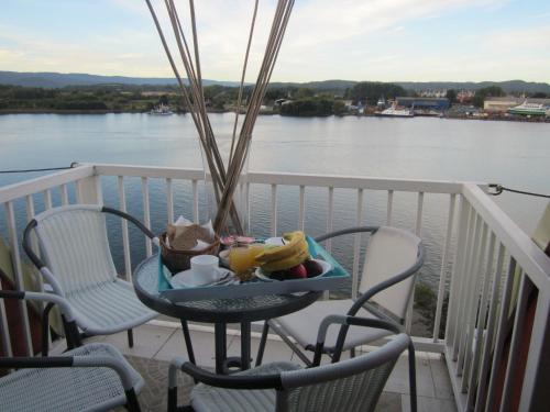 Balcony/terrace, Hotel Encanto del Rio in Valdivia