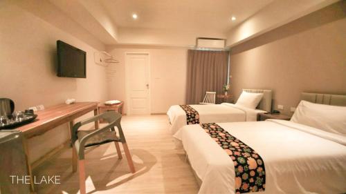Twin room, superior