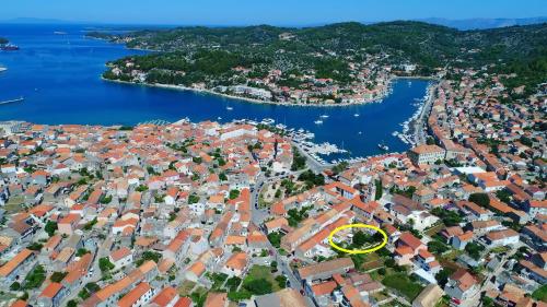  Holiday Home Phillip in 20270 Vela Luka