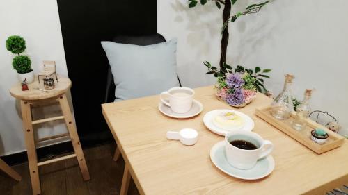 Hongdae Mainstreet Two Room House