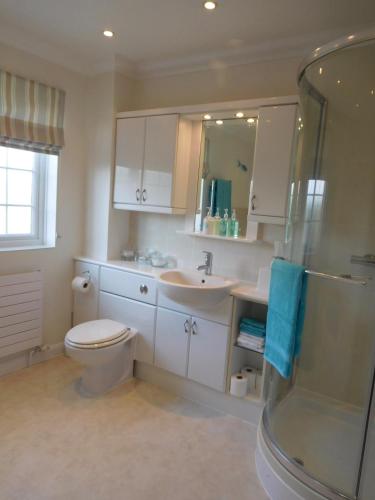 Bathroom, Hysett House in Bepton
