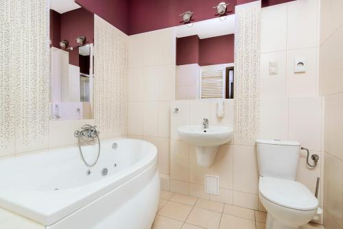 Hotel Pod Kasztanami - image 4