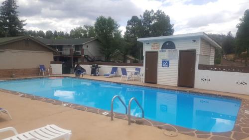 Budget Host Sierra Inn in بريسكوت