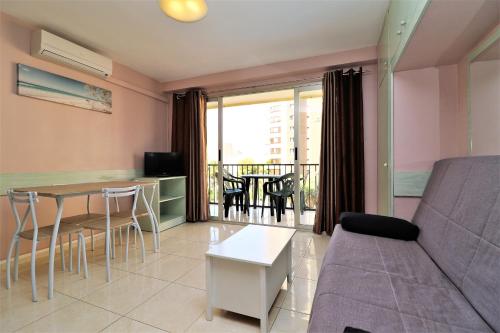 Bermudas 314 - image 7