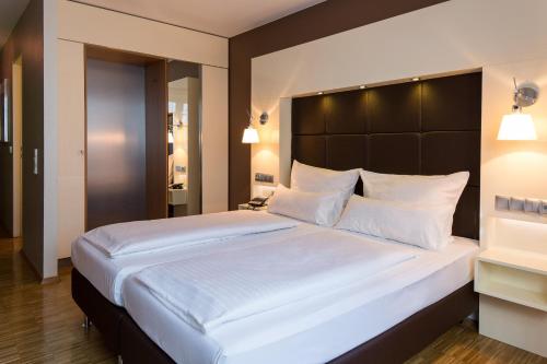 Hotel Santo - main image