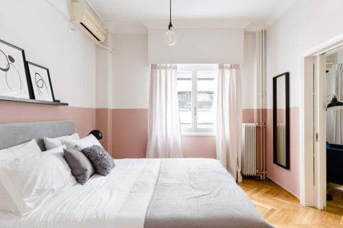 Acropolis Heart 2BD Apartment in Plaka by UPSTREET - image 13