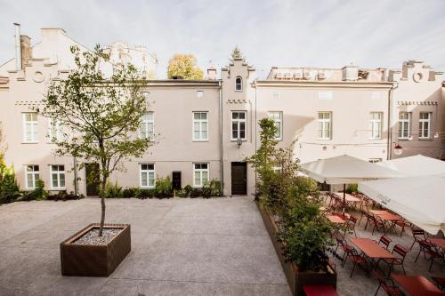 Apartamenty Browar Perła - Perła Brewery Apartments - image 9
