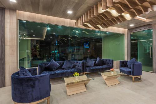 Lobby, Evergreen Suite Hotel in Surat Thani