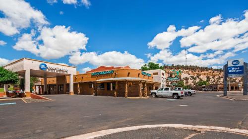 Best Western East Zion Thunderbird Lodge - Accommodation - Mount Carmel Junction