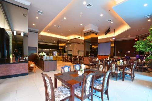 Siam Oriental Hotel in Rajyindee Road