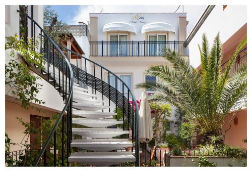 Hotel Ninays - image 3