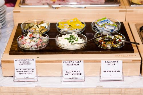 Hotel Inos - image 2