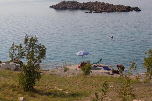 Apartment Camelia with pool and sea view