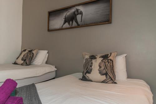 Out of Africa Town Lodge in Otjiwarongo