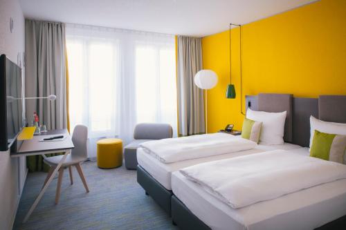 room detail thumbnail 1