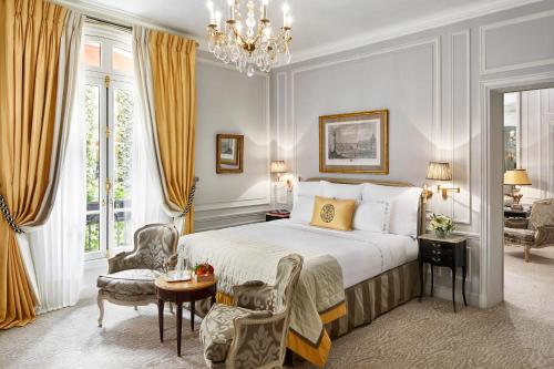 Hotel Plaza Athenee - Dorchester Collection